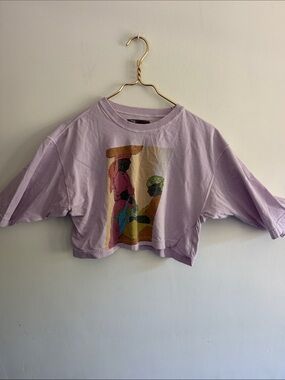 GENERRA Lilac Cropped Graphic Tee vintage!!